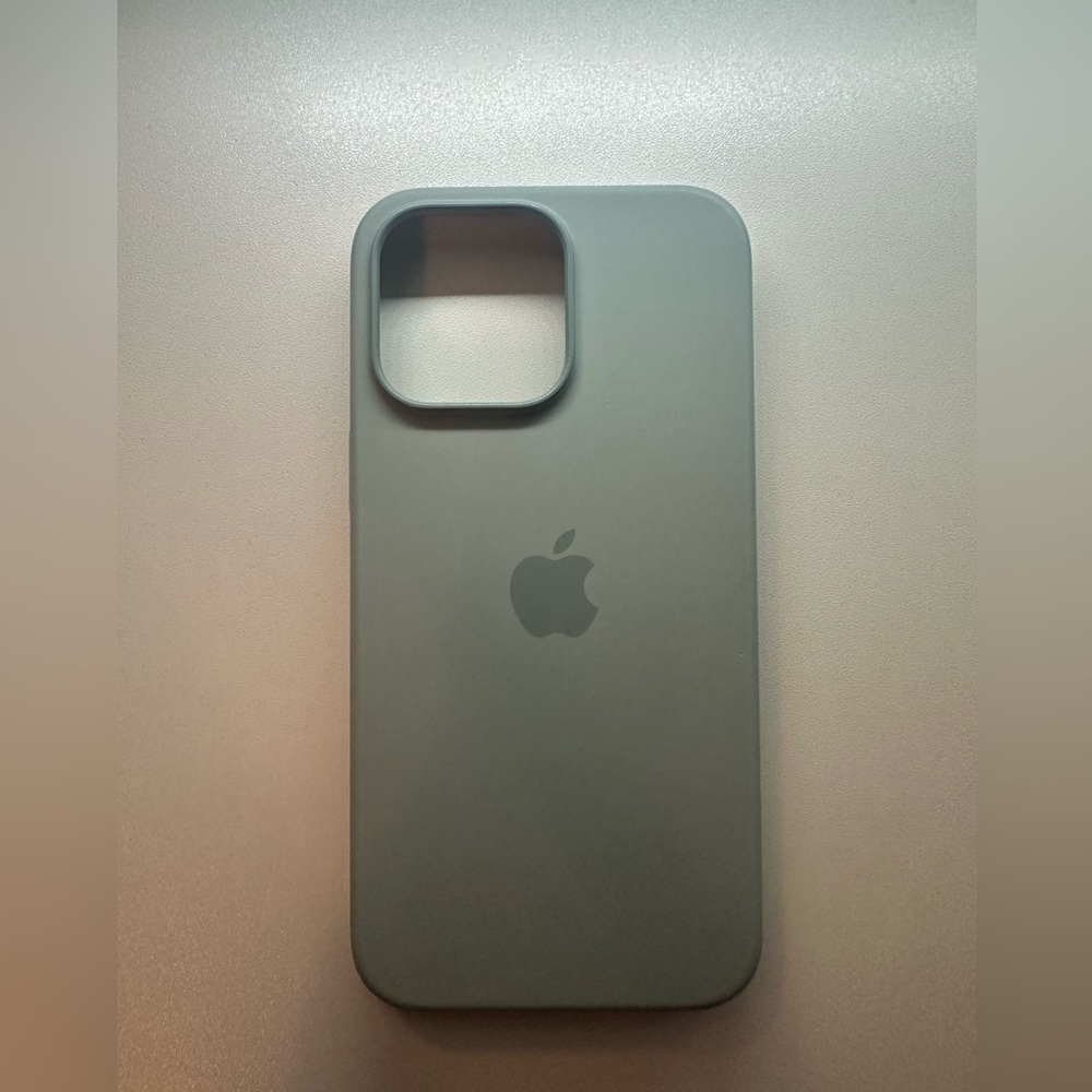 iPhone 14 pro max apple MagSafe case